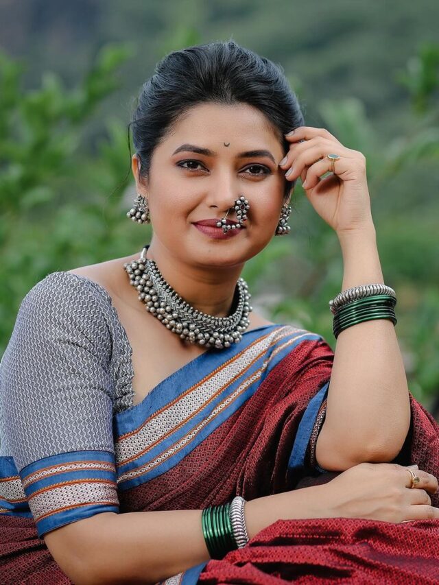 असं एखादं पाखरू वेल्हाळ ज्याला सामोरी येत...ra...ीचीनथ #शिंदेशाहीतोडे #खण #सह्याद्री #prajakttamali @ (1)