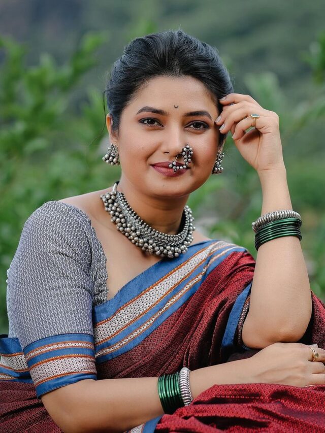 Prajakta Mali Biography |  Mahiteesatha | Prajaktraj | Phulwanti